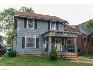 3671 148th St, Cleveland, OH 44111-3138