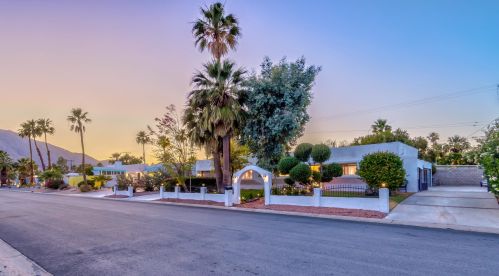 792 Spencer Dr, Palm Springs, CA 92262-3192