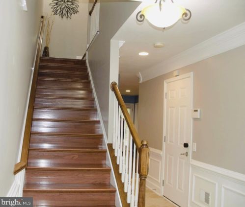 14665 Crossfield Way, Woodbridge, VA 22191-4037