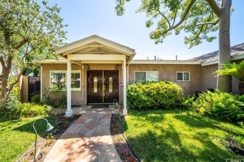 3026 Stevens St, Glendale, CA 91214-2727