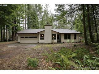 53223 Sylvan Dr, Sandy, OR 97055-7784
