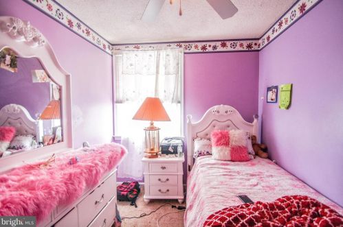 124 Fariston Dr, Philadelphia PA 19120-1007 exterior