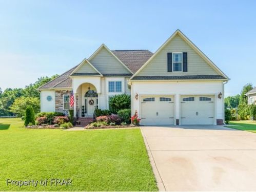 3817 Barnsdale Dr, Wade, NC 28395-9084