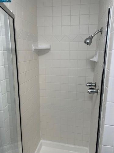 10 Hanford Ave, Concord CA  94518-2024 exterior