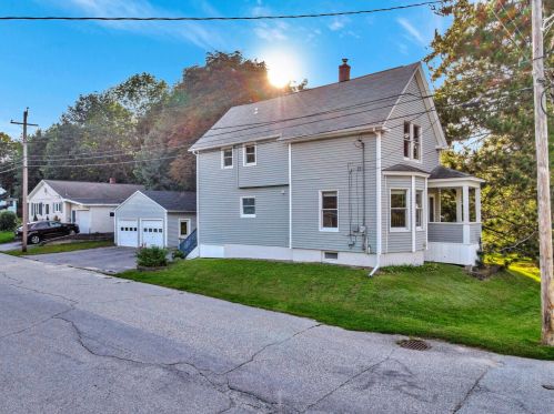 59 Boston Ave, Lewiston, ME 04240-5618