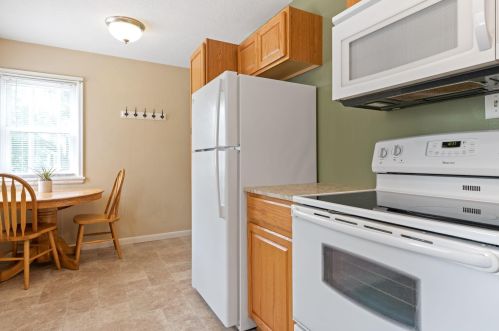 249 Arion St, Saint Paul MN  55118-1549 exterior