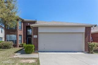 8229 French Quarter Ln, Fort Worth TX  76123-1619 exterior