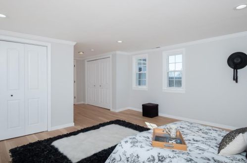 41 New Marker Rd, Wapping CT  06074-1863 exterior