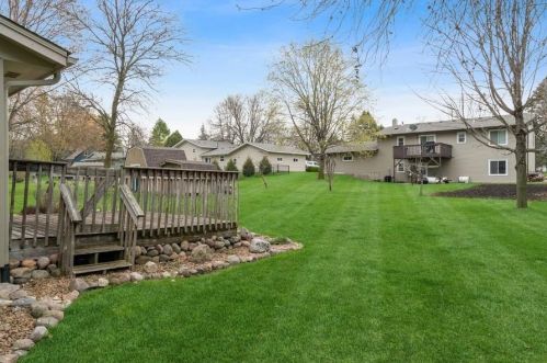 700 Amundson Ln, Minnetrista, MN 55388