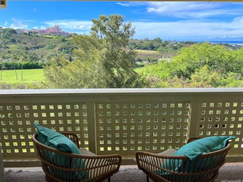 1329 Moanalualani Way, Honolulu, HI 96819-1219