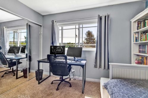 6236 Woodsboro Ave, Anaheim CA  92807-2347 exterior