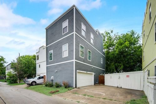 4202 Cabell Dr, Dallas TX  75204-3657 exterior