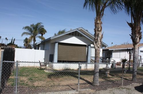 1829 Marlborough Ave, Riverside CA  92507-2063 exterior