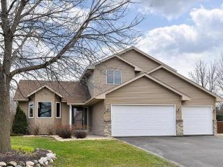 13378 Hynes Rd, Otsego, MN 55374-8660