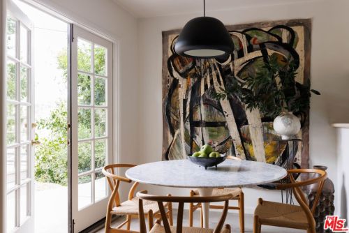 1330 Columbia Dr, Glendale CA  91205-3504 exterior