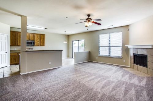 10713 Highland Ridge Rd, Fort Worth TX  76108-6918 exterior