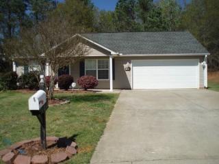 23 Annika Ct, Taylors SC  29687-5548 exterior