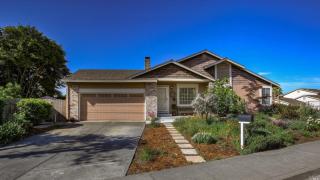 555 Maria Dr, Petaluma, CA 94954-1593