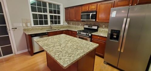 5052 Cypress Point Dr, Suwanee GA  30024-7618 exterior