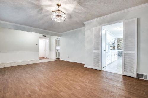 809 Tanglewood Dr, Irving TX 75061-6815 exterior