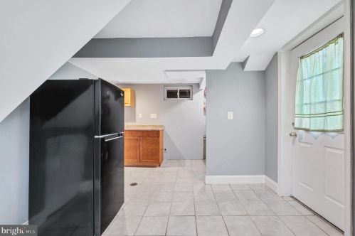 1610 Neely Rd, Silver Spring MD 20903-1938 exterior