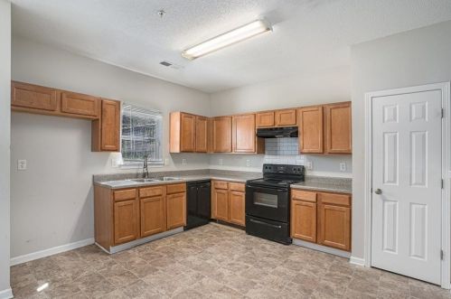 176 Odyssey Turn, Conyers GA  30012-3680 exterior