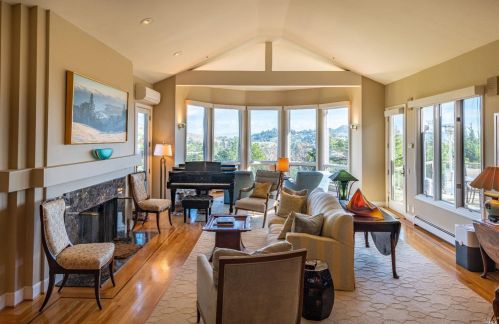 74 Via Los Altos, Tiburon, CA 94920-2001