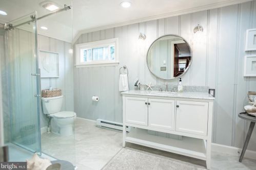 221 Clearview Rd, Hanover PA 17331-1311 exterior