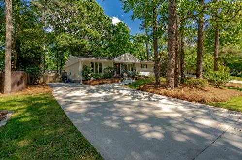 3843 Captain Dr, Atlanta, GA 30341-1805