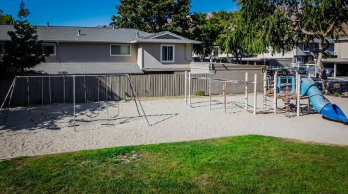 393 Temple Dr, Milpitas CA 95035-4759 exterior