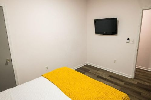 944 Hubbard St, Atlanta GA  30310-3136 exterior