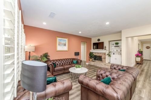 9 Carmichael, Irvine CA  92602-0939 exterior