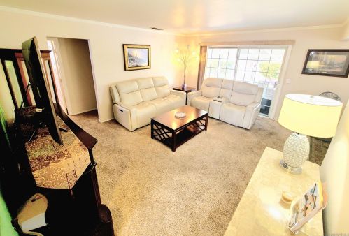386 Fordyce St, El Cajon, CA 92019-2134