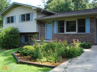 265 Cedar Ln, Toccoa, GA 30577-3703