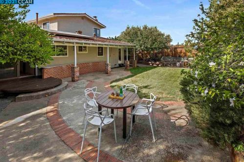4346 Grammercy Ln, Concord CA  94521-4207 exterior