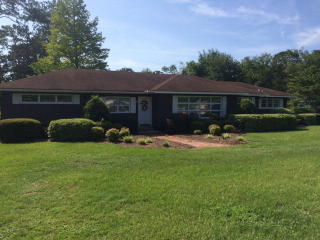 1064 Stanton Ave, Waycross, GA 31503-5926