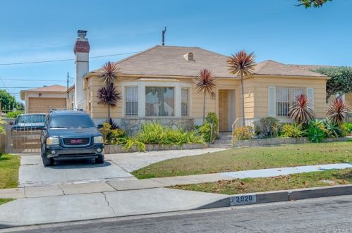 2920 82nd St, Inglewood, CA 90305-1433