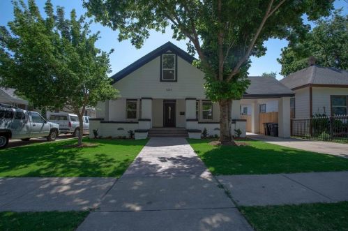 3225 Adams St, Fort Worth TX  76110-6720 exterior