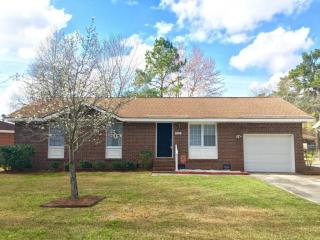 132 Heather Dr, Summerville, SC 29483-1300