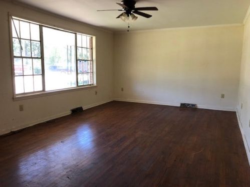 110 Washington Dr, Washington, GA 30673-5708