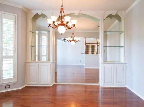 1706 Lake Bluff Dr, Garland TX  75043-7551 exterior