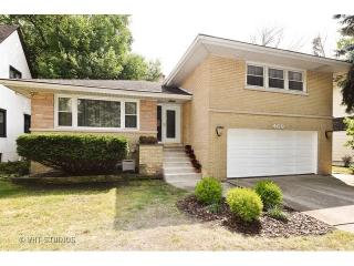 469 Repton Rd, North Riverside, IL 60546-1621