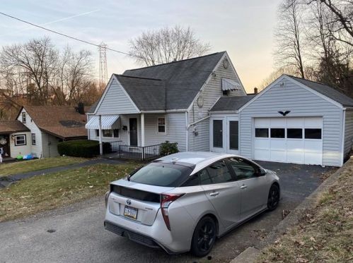 857 5th St, Rochester, PA 15074-1438