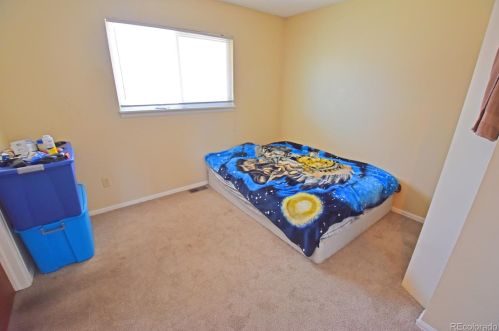 939 Nile Way, Aurora CO 80012-3217 exterior