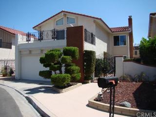11360 Orrs Ct, Cypress, CA 90630-5464