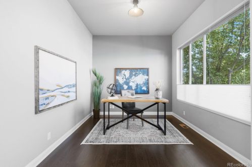 6736 Avrum Dr, Denver, CO 80221-2567