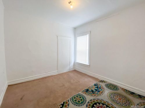 1083 Colorado Blvd, Denver CO  80206-3509 exterior