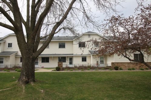 11110 Drake St, Minneapolis, MN 55433-3769