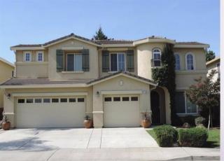 1106 Perry Ave, Clovis, CA 93611-3808
