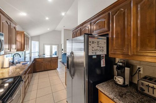 6108 Kristen Dr, Fort Worth TX  76131-1281 exterior